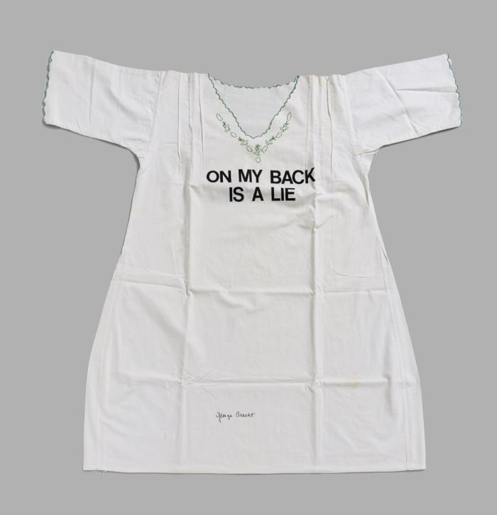 THE PARADOX-SHIRT (A 1977 PROJECT). NIGHT-SHIRT