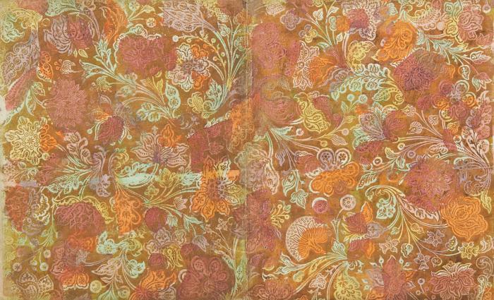 Buntpapier/Brokatpapier. - Sammlung von insgesamt 3 Blatt: jeweils 1 Blatt Brokatpapier, Bronzefirnispapier und geprägtes Metallpapier mit ornamentalem Rankenwerk, bestehend aus Girlanden mit flächigen (Phantasie)-Blüten bzw. filigranem Blütendekor.