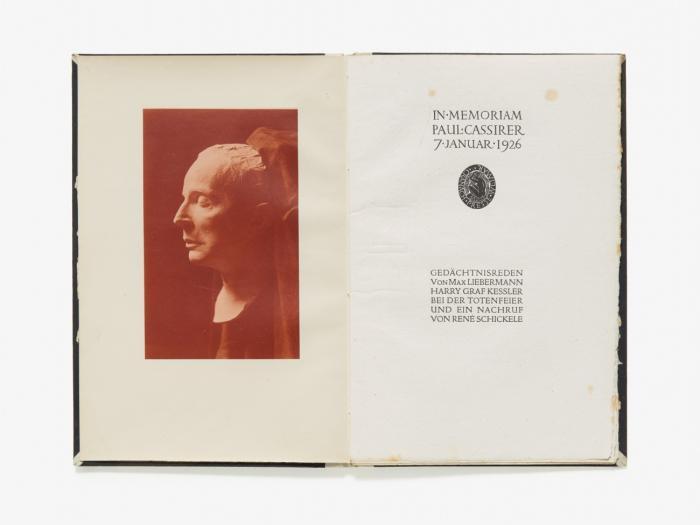 In memoriam Paul Cassirer 7. Januar 1926. Gedächtnisreden von Max Liebermann (u.) Harry Graf Kessler bei der Totenfeier und ein Nachruf von René Schickele.
