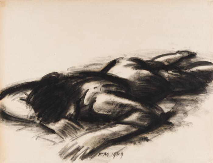 FEMME ETENDUE AU SOL