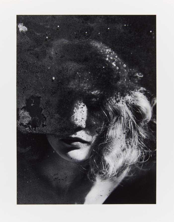 EIN TACHISTISCHER PHOTOGRAPH (AVANT LA LETTRE)