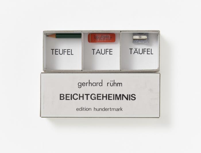 Beichtgeheimnis. Teufel, Taufe, Täufel. Box mit 3 Unterteilungen, darin 3 Schreibuntensilien (Bleistift, Radiergummi, Spitzer)