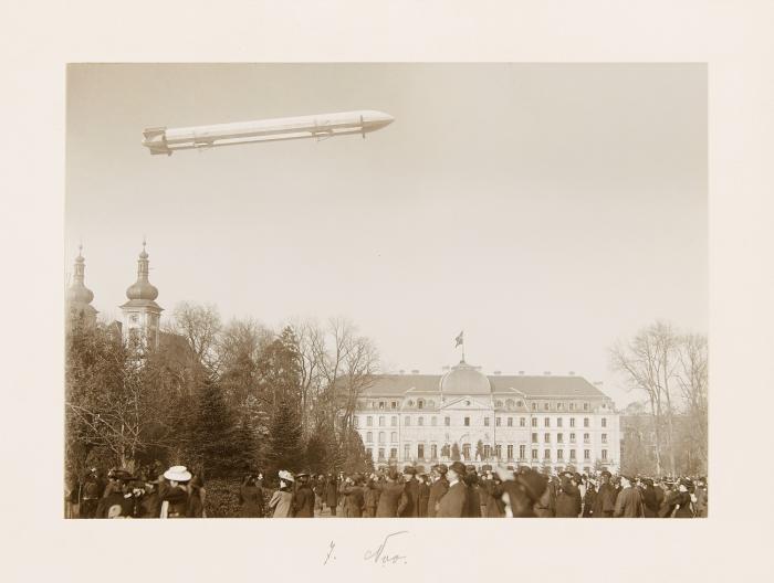 Zeppelin in Donaueschingen. 