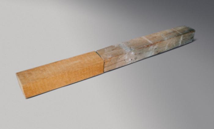 HOLZ, ERGÄNZT