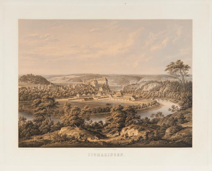 Sigmaringen. - Sigmaringen. Gesamtansicht von einer Anhöhe aus über die Donau. Zentral das Hohenzollernschloss.