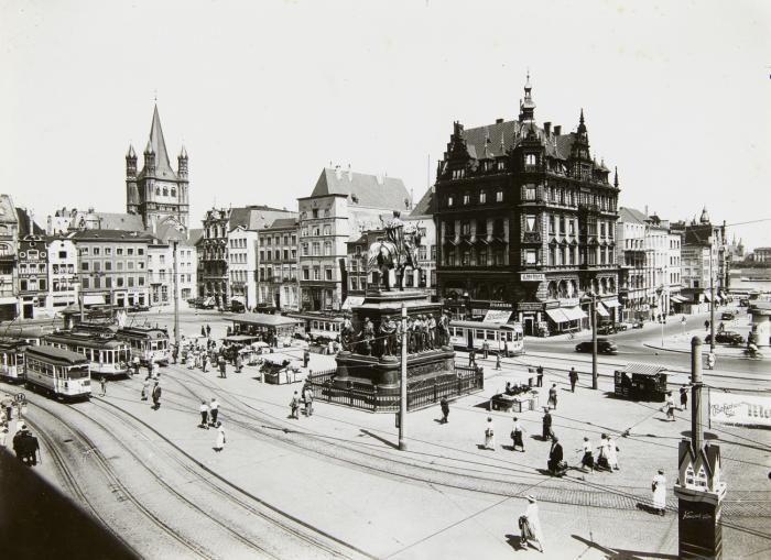 24 Fotos von Köln (1 Dubl.) in OrAbzügen auf Agfa-Lupex,