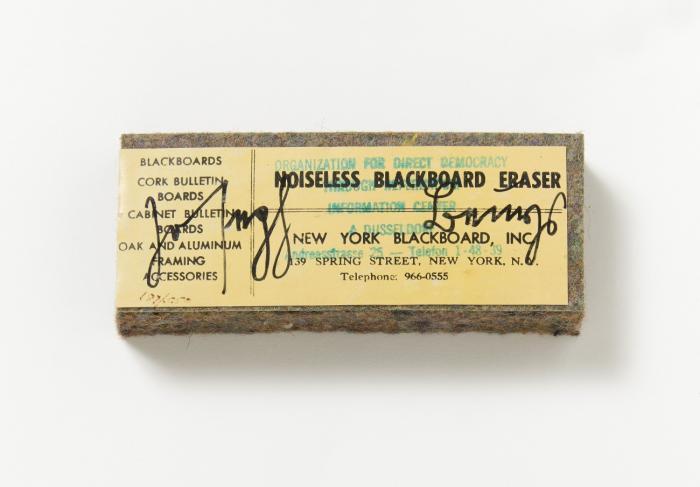 NOISELESS BLACKBOARD ERASER
