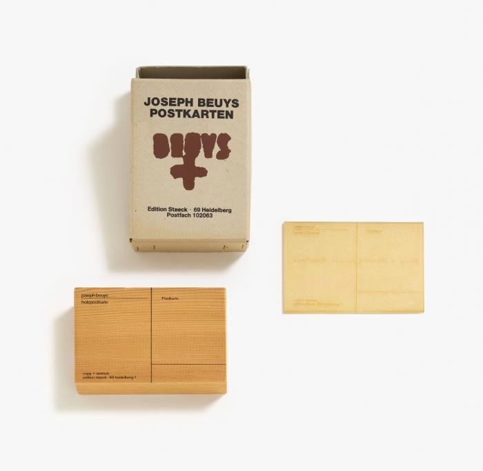 HOLZPOSTKARTE 1974 / HONEY IS FLOWING