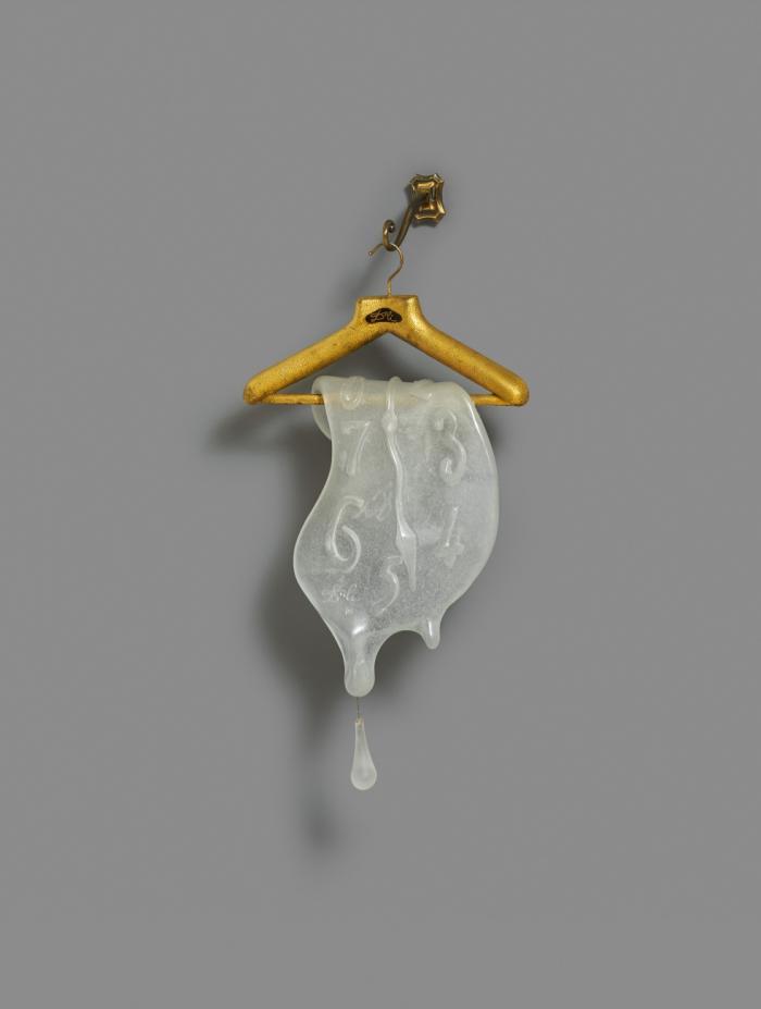 PORTE - MANTEAU - MONTRE