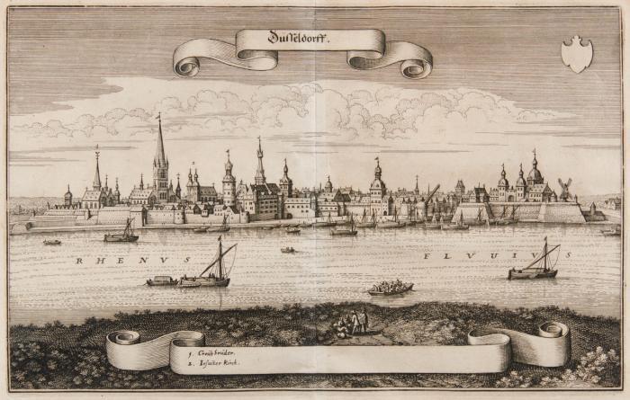 Düsseldorf. Düsseldorff, Gesamtansicht mit dem Rhein im Vordergrund und der von der Stadtmauer eingefassten Altstadt.