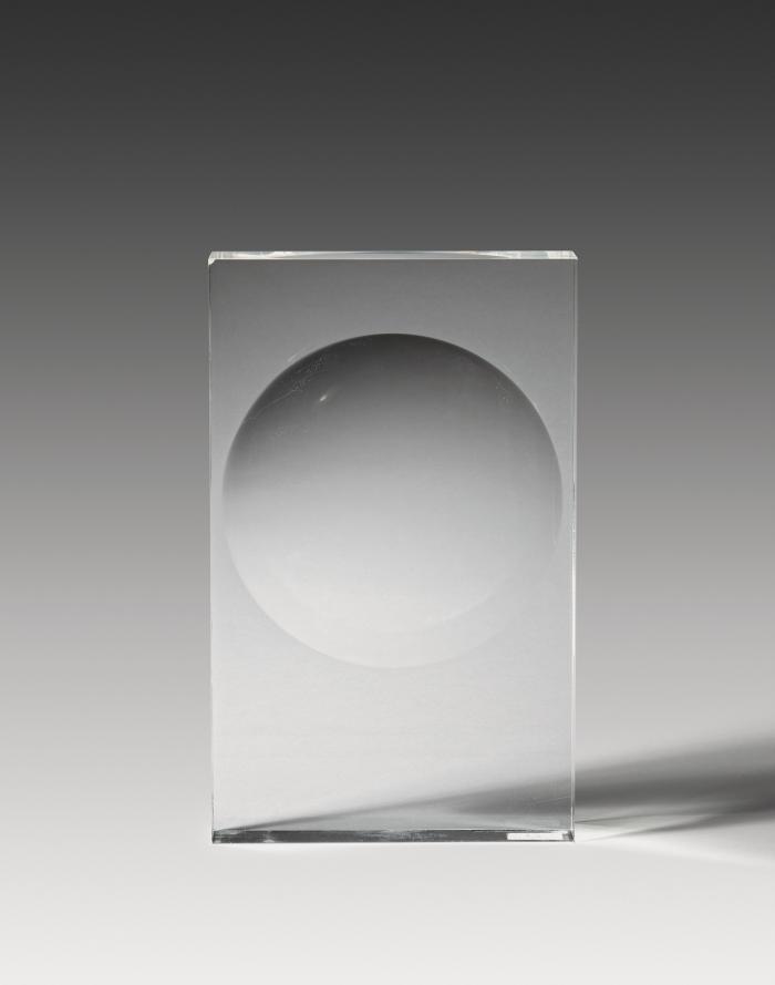 STELE (LINSENOBJEKT)