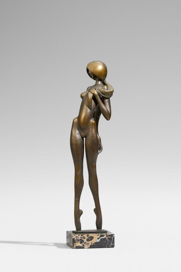 NUDE BALLERINA
