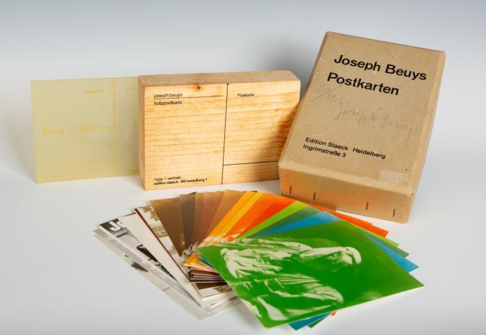 POSTKARTEN 1968-1974 / HOLZPOSTKARTE / HONEY IS FLOWING 1974