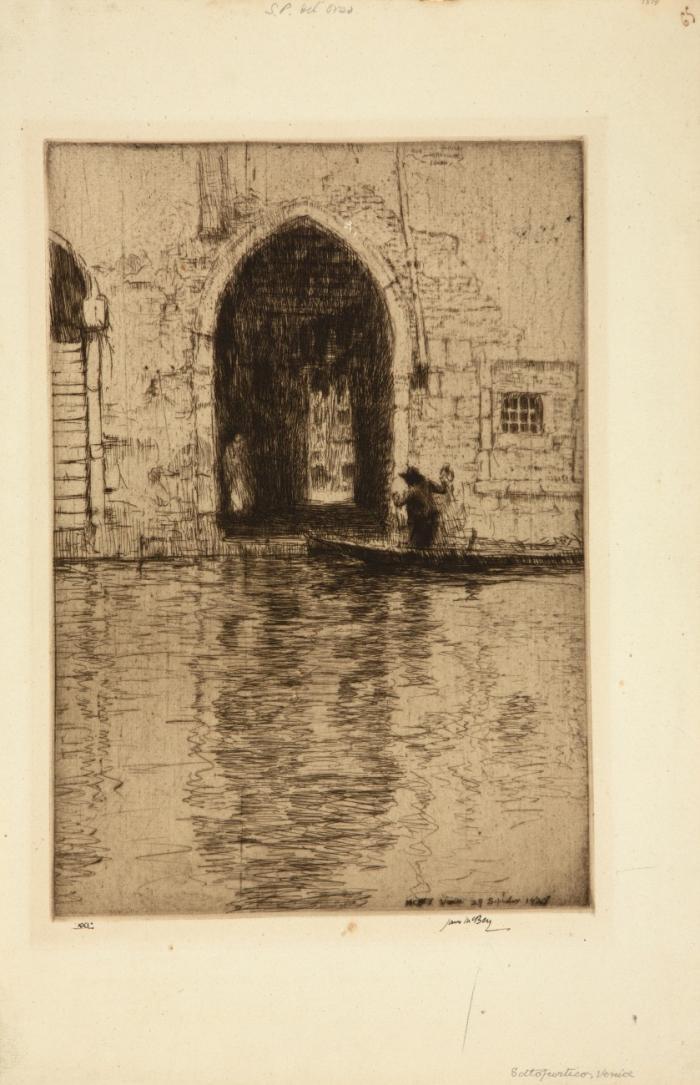 SOTTO PORTICO