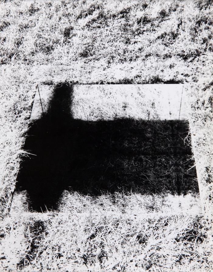 ZURÜCK NICHT GEEIGNET - An invisible hole