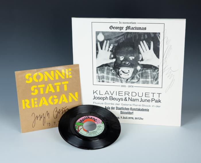 SONNE STATT REAGAN / IN MEMORIAM GEORGE MACIUNAS