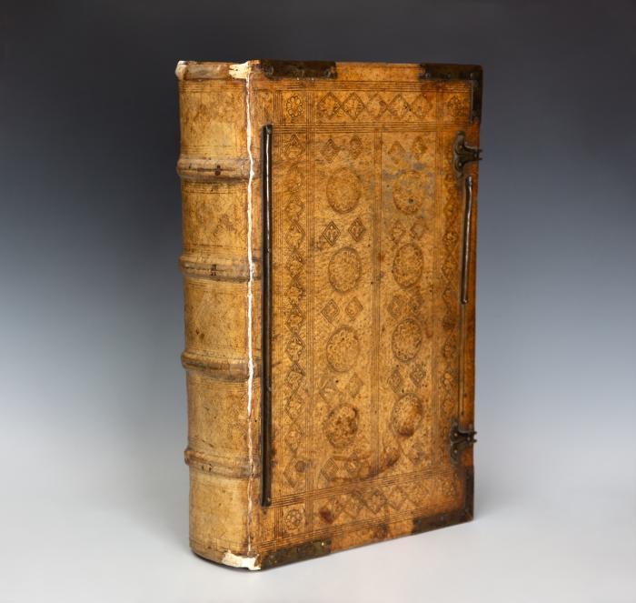 Dictionariu[m] ex optimis quibusque authoribus:studiose collectu[m]: & recentius auctu recognitu[m].