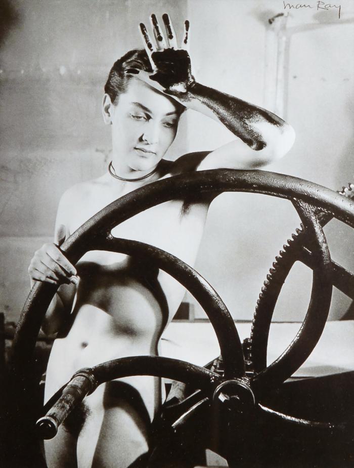 EROTIQUE VOILÉE