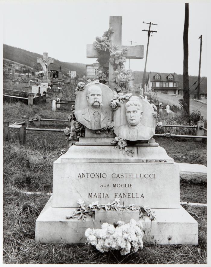 FUNERARY MONUMENT WITH PORTRAIT RELIEF CARVINGS, BETHLEHEM, PENNSYLVANIA