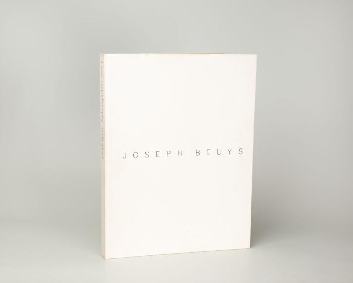 Zeichnungen 1947-59 I. Gespräch zwischen Joseph Beuys und Hagen Lieberknecht. Geschrieben von Joseph Beuys.