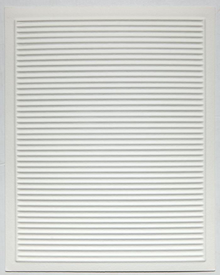 JAN J. SCHOONHOVEN 
Kassettenkatalog Badischer Kunstverein. Karlsruhe 1972. 21 x 16,5 x 2,5 cm. Prägedruck mit Katalog in 34 Teilen in OrPappbox.
