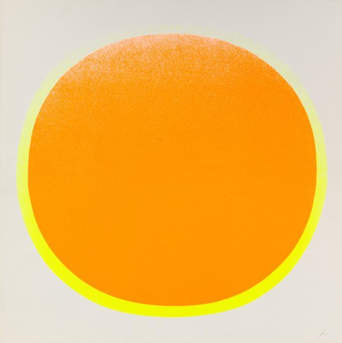 Orangener Kreis mit gelbem Kranz auf weiß