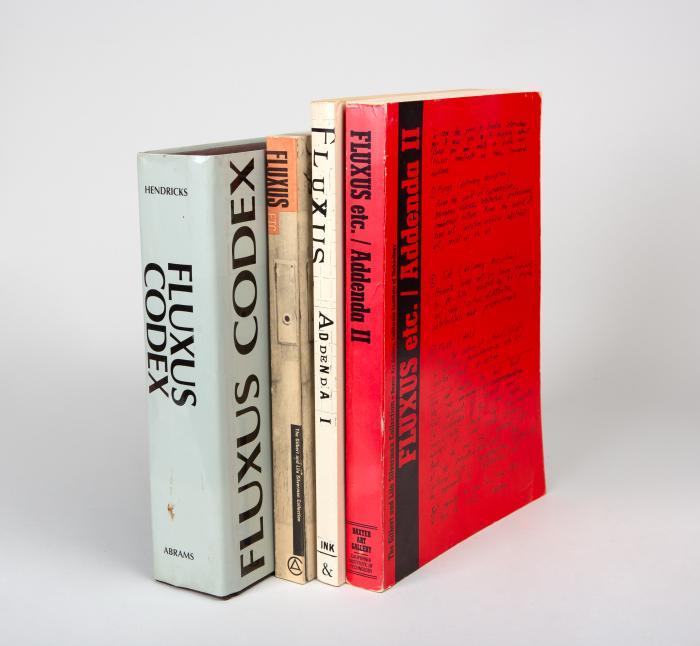 GILBERT und LILA SILVERMAN
4 Fluxus-Kataloge.