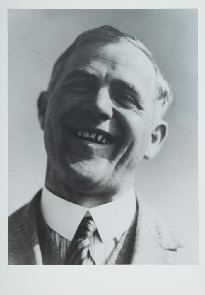 Portrait von Hannes Meyer, 1928.