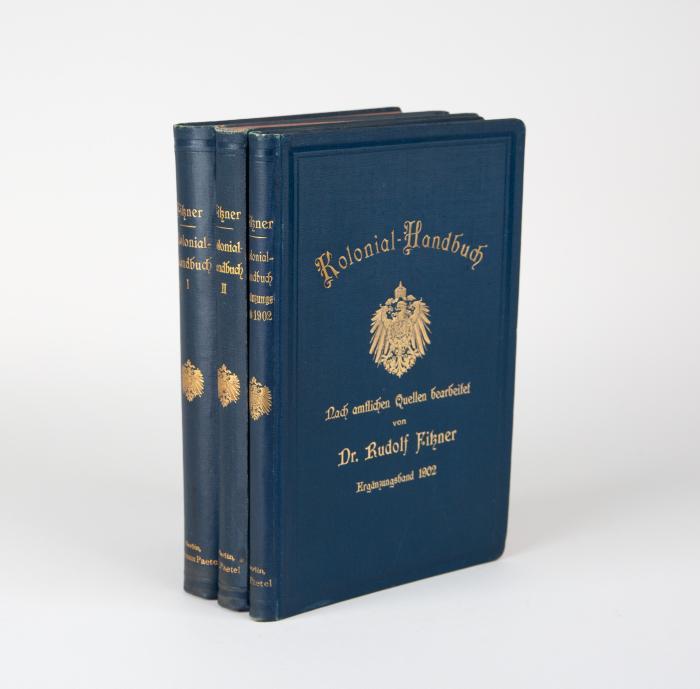 Deutsches Kolonial-Handbuch. Nach amtlichen Quellen bearbeitet. 2. Auflage. 2 Bde. und 1 Ergänzungsband.