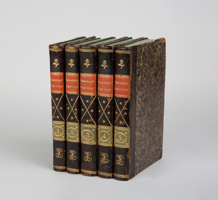 Witzige und launige Schriften (Bd. 4 und 5: Witzige und launige Sittengemählde nach Hogarth. Für gebildete Leser bearbeitet und herausgegeben von Johann Schwinghamer). 5 Bde.
