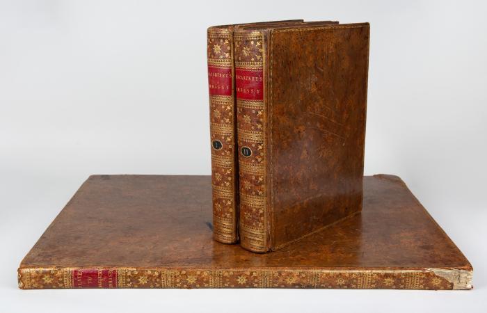 An authentic account of an embassy from the King of Great Britain to the Emperor of China; including cursory observations made, and information obtained, in travelling through that ancient empire, and a small part of Chinese Tartary. Together with a relation of the voyage undertaken on the occasion by his majesty's ship the Lion, and the ship Hindostan, in the East India Company's service, to the Yellow Sea, and Gulf of Pekin; as well as of their return to Europe; with notices of the several places where they stopped [...] Taken chiefly from the papers of [...] the Earl of Macartney [...]. 2 Bde. u. Atlas in 3 Bden.