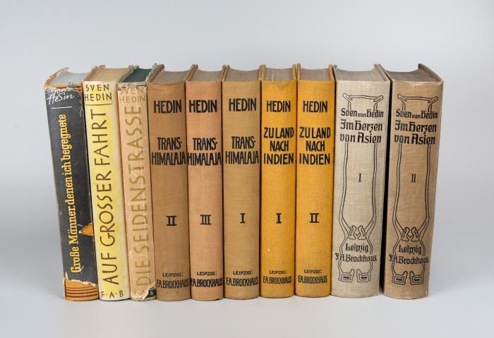 Hedin, Sven. 6 illustr. Werke in 10 Bänden. Deutschsprachige Ausgaben.