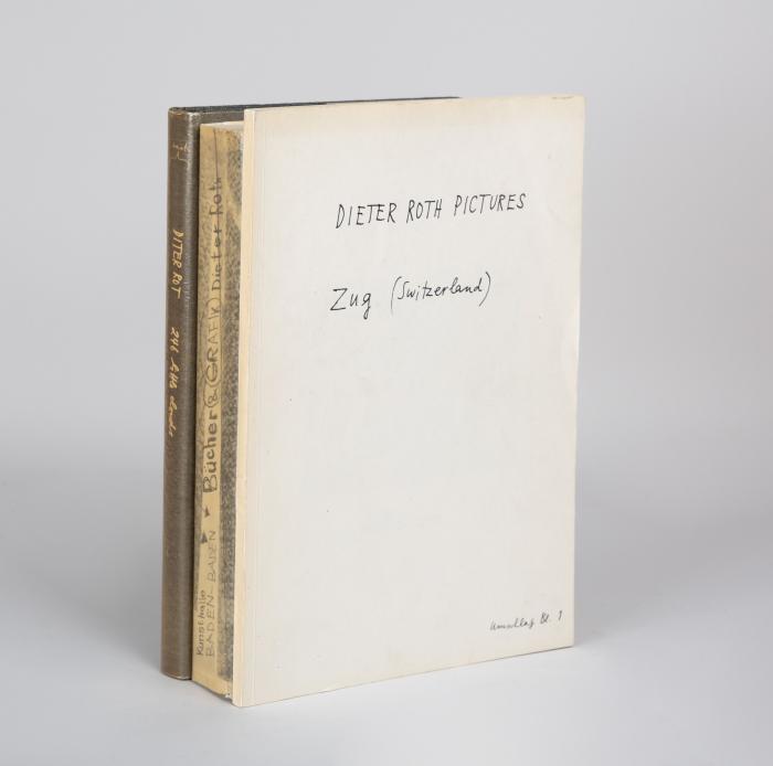 DIETHER ROTH
Konvolut von 3 Buchausgaben (1 signiert). 1968 - 73. OrEinbände.
