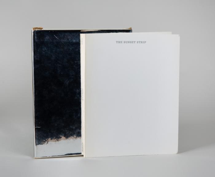 EDWARD RUSCHA 
Every Building on the Sunset Strip 1966. Leporello mit Offset-Abbildungen.